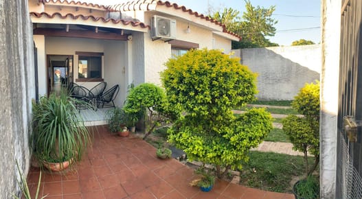 HERMOSA CASA DE 4 DORMITORIOS EN VENTA