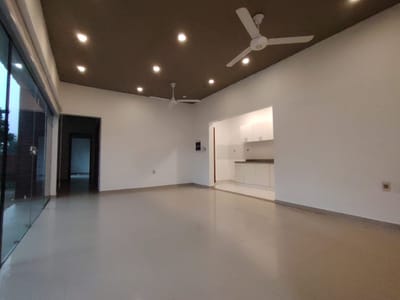 ALQUILO  CASA  DE 2 DORM EN MRA