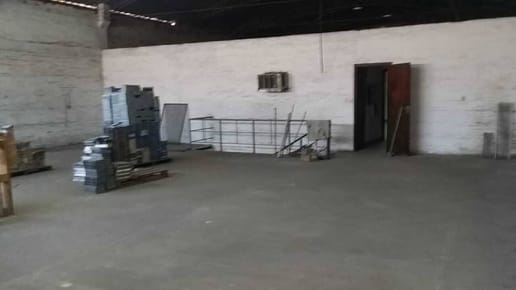 EN VENTA | DEPÓSITO CON OFICINAS – CENTRO DE ASUNCIÓN