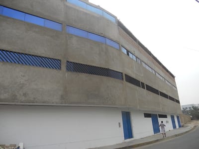 EXCELENTE LOCAL COMERCIAL ADMINISTRATIVO EN ALQUILER – SJL