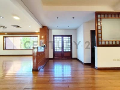 VENTA DE RESIDENCIA ASUNCIÓN - MBURUCUYA