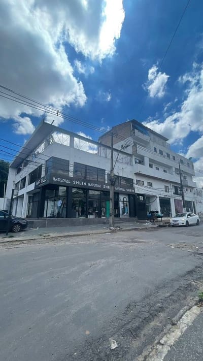 VENDO EDIFICIO CON RENTA SOBRE AVDA RCA ARGENTINA