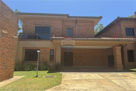 Residencia Zona Laguna Grande