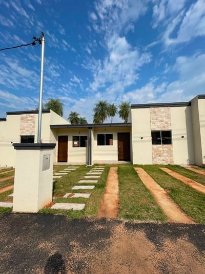 Casa a estrenar en barrio cerrado