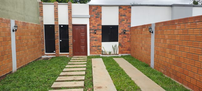 Venta de chalets a estrenar en Capiatá