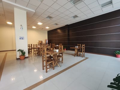 VENTA Local Comercial, Calacoto calle 9 Edificio Vitruvio II