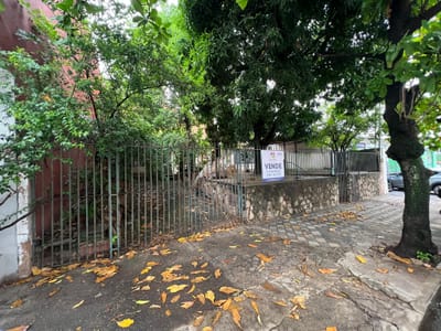 Propiedad en venta sobre Julio Correa – Zona comercial de alto tránsito