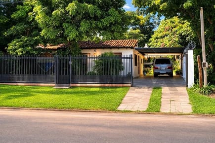 Casa - Venta - San Lorenzo, Central, Paraguay, Es Lo Que Buscas!