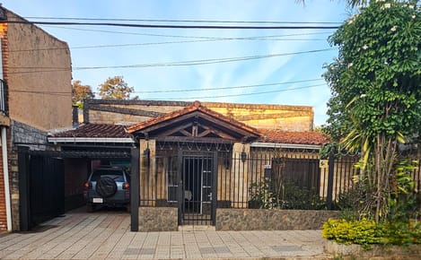 VENDO HERMOSA Y AMPLIA CASA EN LAMBARE‼️