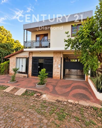 VENDO CASA EN ENCARNACION ITAPUA