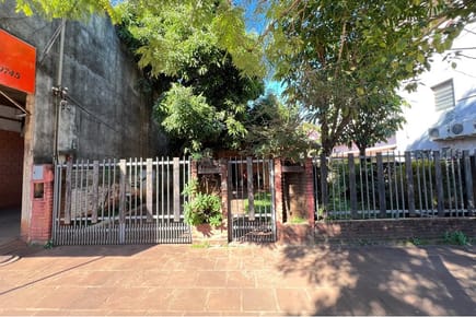 Residencia-Venta-Av. Callero entre Av. Francia y Antequera, Encarnación, Itapúa