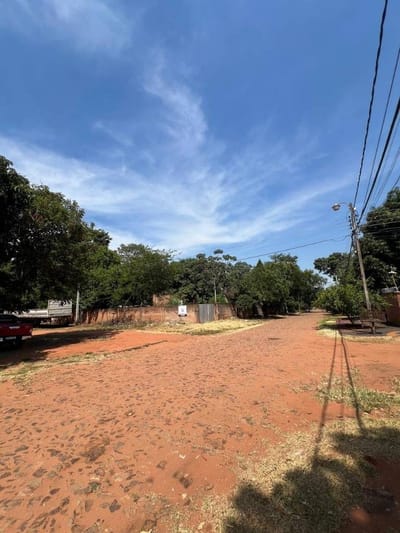 En venta 1.846,31 M2 de terreno totalmente amurallado en esquina en Marambure!