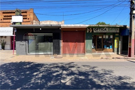Vendo local comercial en Pinoza.