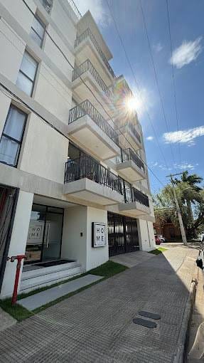 Venta de Departamento en Edificio Home Ycua Sati