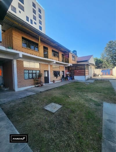 CASA EN VENTA COMO LOTE 524 M2 PROX. PLAZA QUINTANILLA