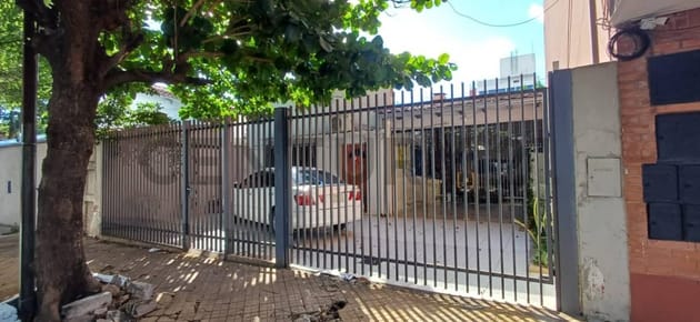 VENDO CASA EN BARRIO GENERAL DIAZ-ASUNCION