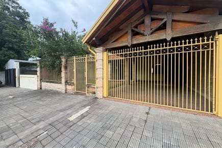 CASA EN ALQUILER ZONA SAN VICENTE DE PAUL - ASUNCIÓN