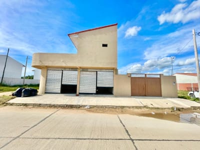 Casa Comercial En Esquina En Venta Zona Norte, Urb Viru Viru