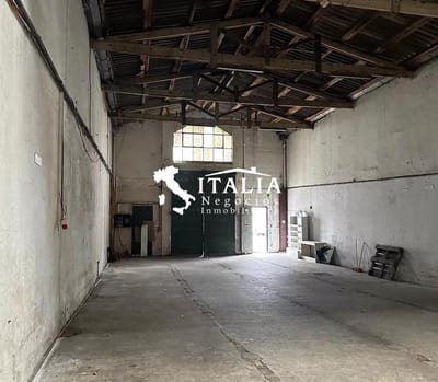 Deposito 660 M2 Con Renta Oficinas Entrada Camiones