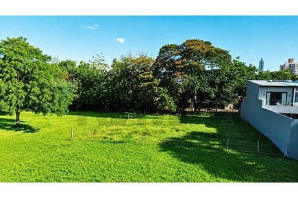 En Venta Terreno Mburucuya.Stma.Trinidad.