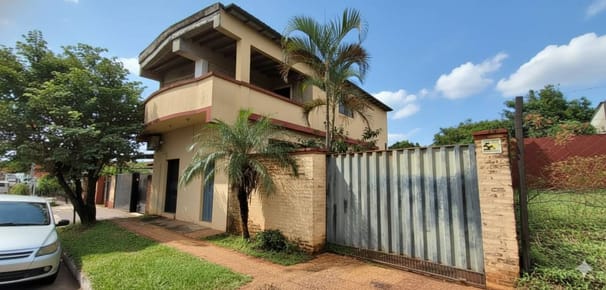 VENDO CASA A REFACCIONAR EN FERNANDO DE LA MORA – ZONA NORTE