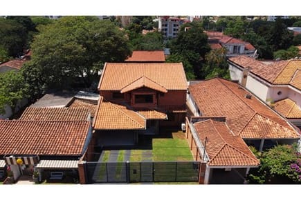 Vendo Residencia Premium en el exclusivo Barrio Las Lomas