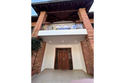Residencia Premium En Alquiler | Zona Embajada De Los Estados Unidos