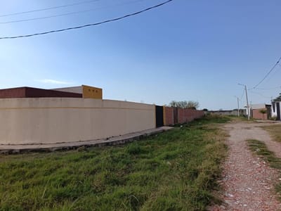 4 LOTES DE TERRENO EN VENTA.