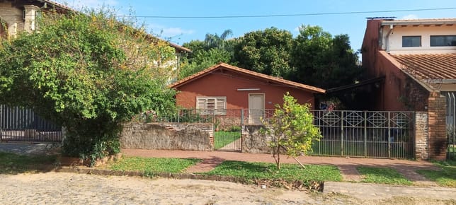 Oportunidad en barrio Herrea