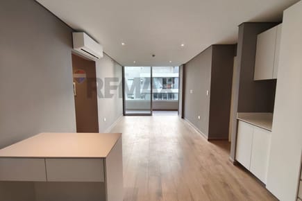 Vendo Departamento de 2 dormitorios en Asunción, Villa Morra 
