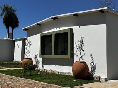 Vendo casa en condominio en Mariano Roque Alonso
