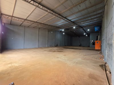 ALQUILO DEPÓSITO EN CDE KM5,5