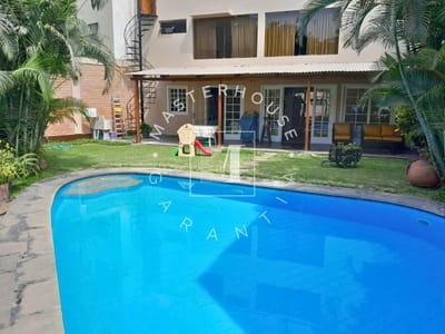 Linda Casa Con Finos Acabados, En Excelente Zona Cerrada En La Molina
