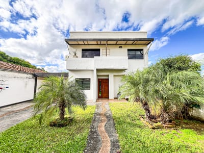 Vendo Hermosa Casa Detras Del Aeropuerto