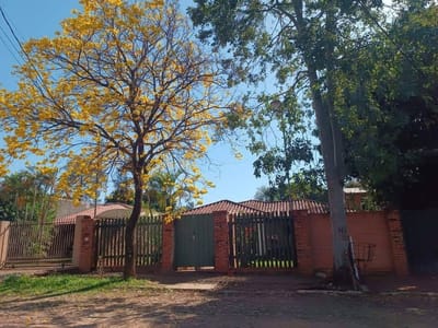 VENDO CASA ESTILO COLONIAL - SAN LORENZO