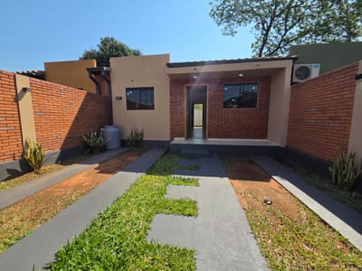 VENDO CHALET EN SAN LORENZO - BARRIO REDUCTO