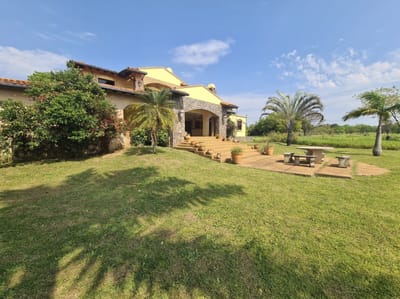 Vendo Hermosa Casa en el Country Golf Club Carlos Franco. ARROYOS Y ESTEROS