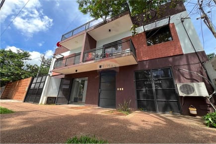 CASA EN VENTA 4 DORMITORIOS EN YCUA SATI