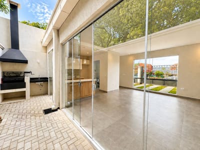 Vendo Casa tipo chalet en venta- Zona Aeropuerto Mariano 