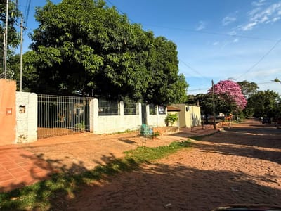 VENDO TERRENO CON PEQUEÑA CASA EN BARRIO RINCÓN DE SAN LORENZO