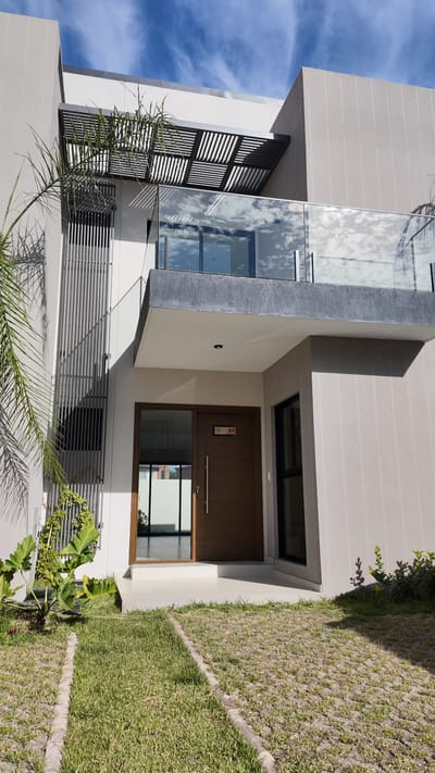 En Venta CASA a estrenar en condominio cerrado HARBOR. 