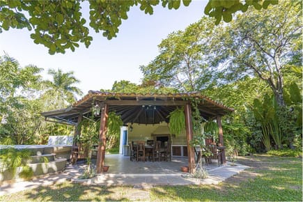 ✨fabulosa Residencia En Doble Esquina, Zona Colegio Goethe/quinta Ykua Sati✨