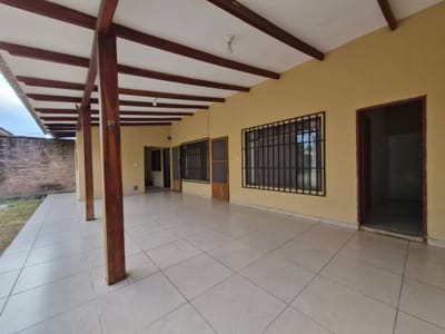Casa con terreno Amplio,  pampa de la isla