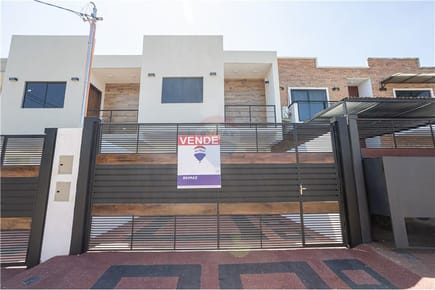 Dúplex A Estrenar - B° Palma Loma, Luque.