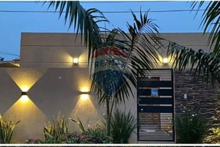 AMPLIA CASA EN VENTA CAPIATA