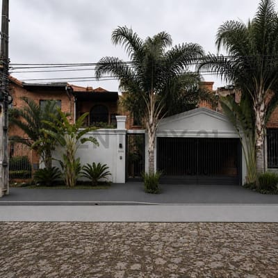 Residencia en venta  - Carmelitas