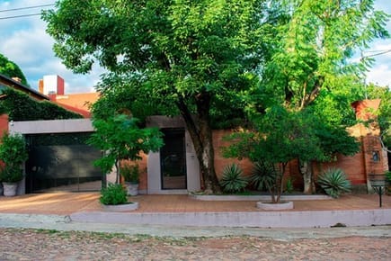 CASA EN VENTA, LAMBARE