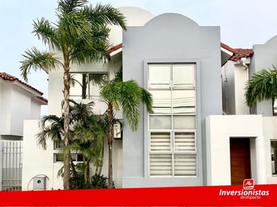 HERMOSA CASA EN VENTA EN CONDOMINIO CERRADO 