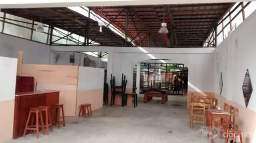 Vendo local de Coliseo de Gallos con restaurante