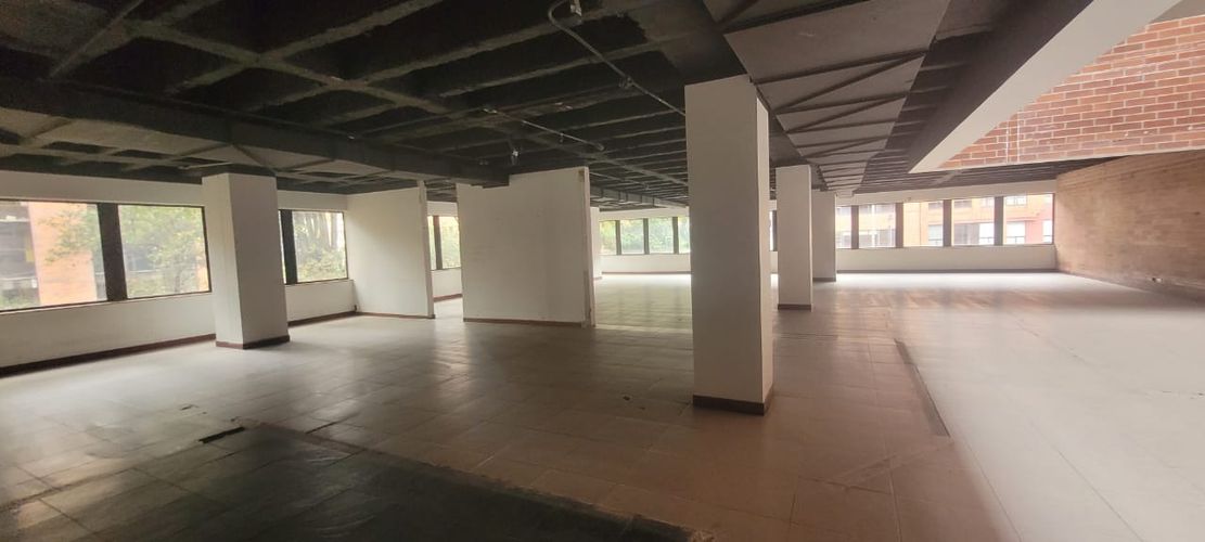 Edificio en arriendo en Chico norte, Bogotá - Miniatura 6